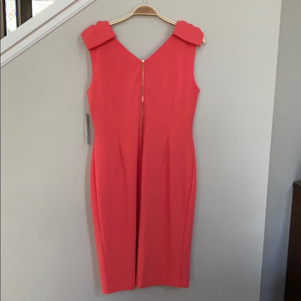 Tahari V- Neck Bow Shoulder Sheath Dress. Size 10p - Picture 2 of 14